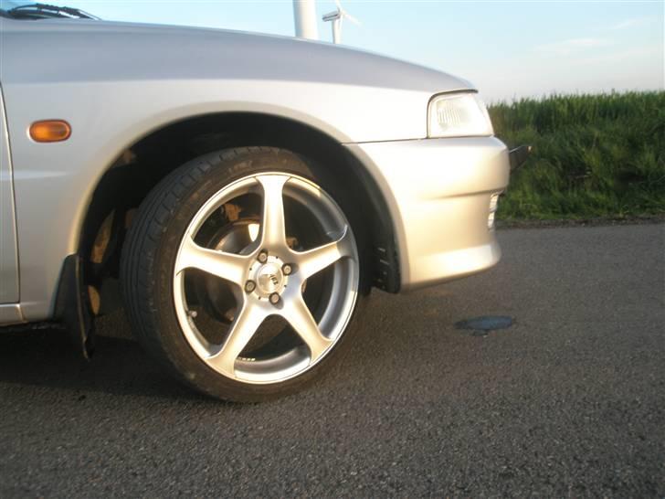 Mitsubishi lanser billede 8