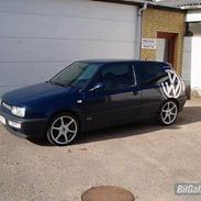 VW Golf **SOLGT**