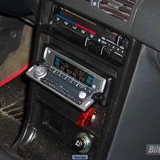 Mazda 323F BG 1.6i 16v *SOLGT*