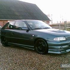 Opel Astra F sport 2,0 16v 