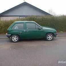 Opel corsa 1,5 diesel (SOLGT)