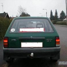 Opel corsa 1,5 diesel (SOLGT)