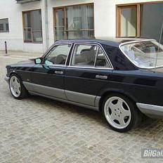 Mercedes Benz 280 SE W126 