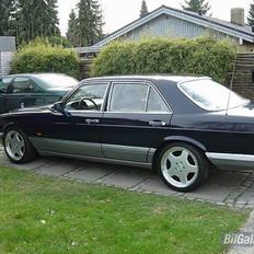 Mercedes Benz 280 SE W126 