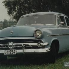 Amerikaner Ford Customline Tudor