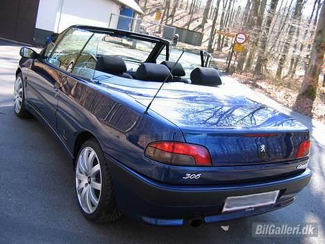 Peugeot 306 Cabriolet - 30/3 Jeg savner sol og varme, nu er bilen klar. billede 6