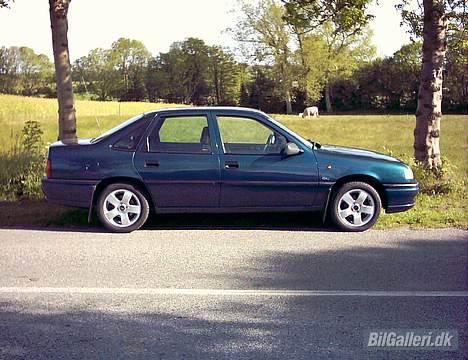 Opel vectra 2,0 i SOLDT billede 2