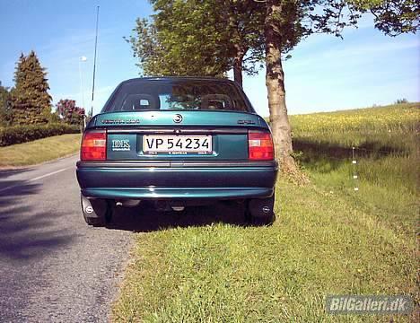 Opel vectra 2,0 i SOLDT billede 5
