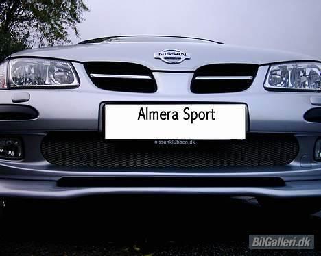 Nissan Almera Sport billede 2