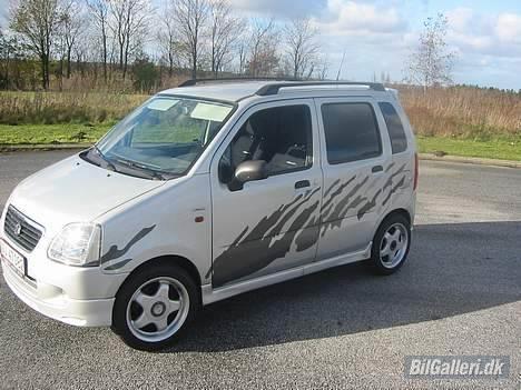 Suzuki Wagon billede 4