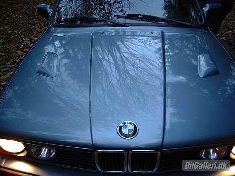 BMW E30 320i billede 5