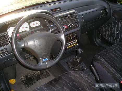 Ford Escort 1.8 sport Solgt billede 9