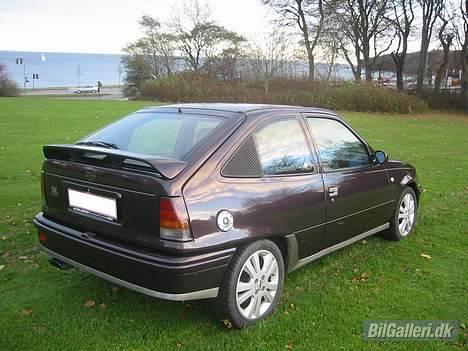 Opel Kadett GSI 16v billede 4