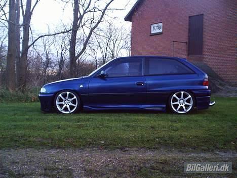 Opel astra f billede 2