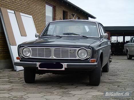 Volvo 144s (totalskadet) - Veteran  billede 1