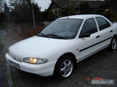 Ford Mondeo "SOLGT" - **er lii blevet vasket** billede 5
