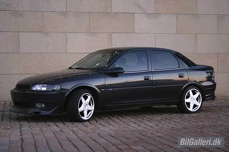 Opel Vectra B, CD (Solgt) billede 1