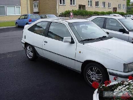 Opel Kadett E GSI 16V *SOLGT* billede 1