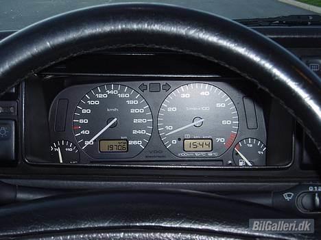 VW g2 vr6  - Golf 3 VR6 speedometer med blåt/lilla lys billede 4