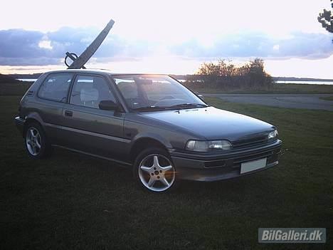 Toyota Corolla (Totalskadet) billede 4