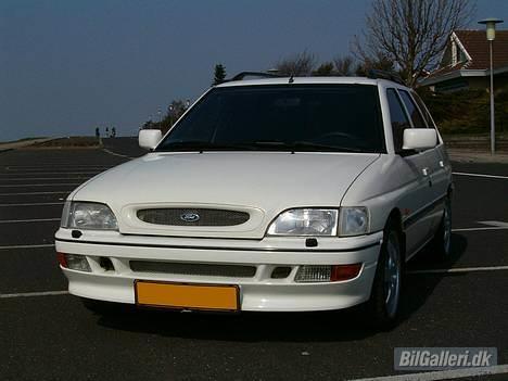 Ford escort van sport solgt billede 3