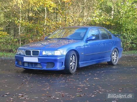 BMW 325 TD SOLGT - BMW 325 TD billede 1