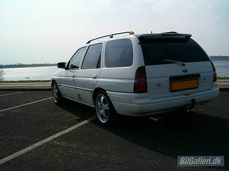 Ford escort van sport solgt billede 9