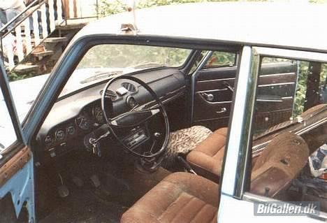 Lada 1500s - 2103 - Interiøret slik det så ut da jeg kjøpte bilen for 2 år siden. billede 9