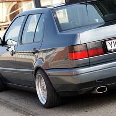 VW vento glx totalskadet