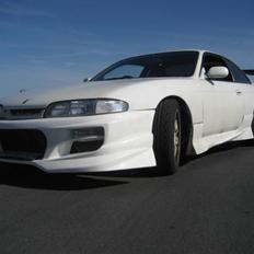 Nissan silvia s14K´s (totalskad)