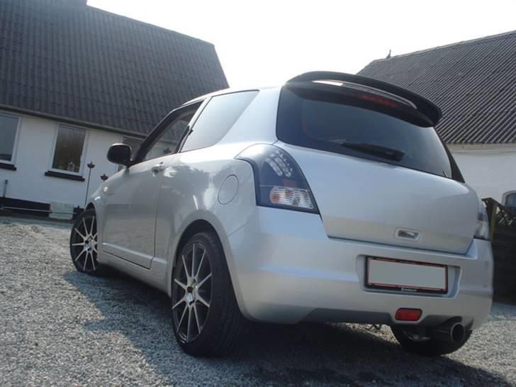 Suzuki Swift SOLGT billede 10