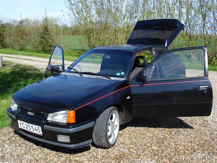 Opel kadett e gsi billede 2