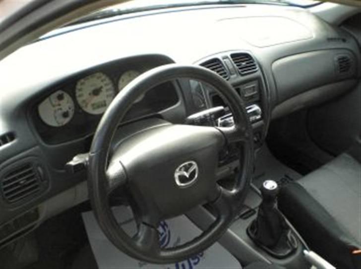 Mazda 323F BJ diesel billede 2