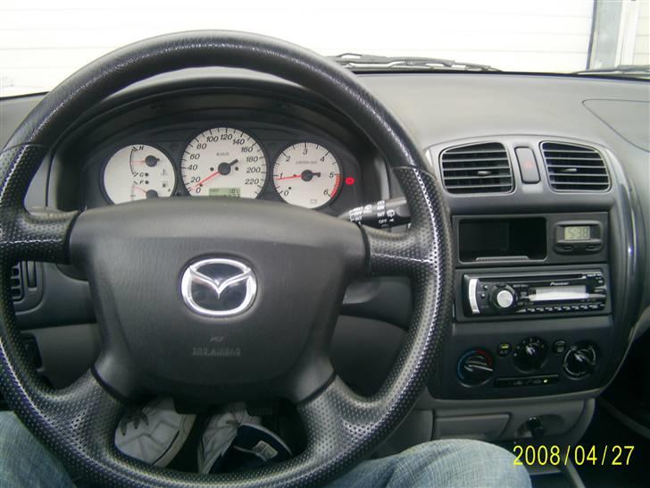 Mazda 323F BJ diesel billede 11