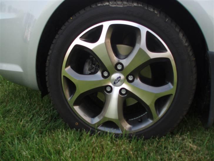 Ford C-MAX  - mine nye Ford fælge i mørk/chrome billede 11