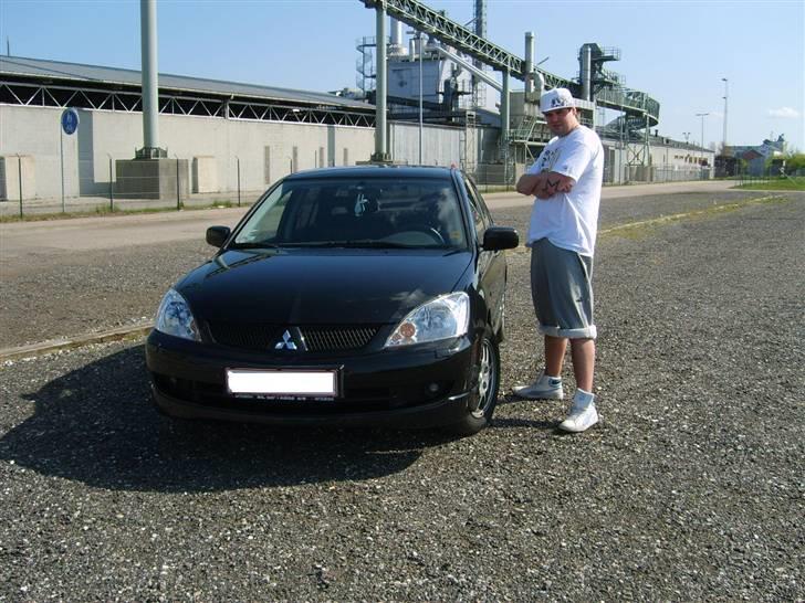 Mitsubishi lancer 1.6 mini evo - ham selv og bilen... billede 1