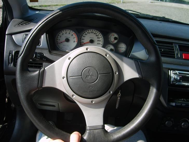 Mitsubishi lancer 1.6 mini evo - momo rat.. standan i bilen.. billede 4