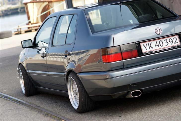 VW vento glx totalskadet billede 1