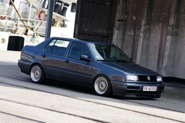 VW vento glx totalskadet billede 3