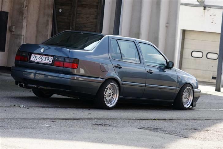 VW vento glx totalskadet billede 8