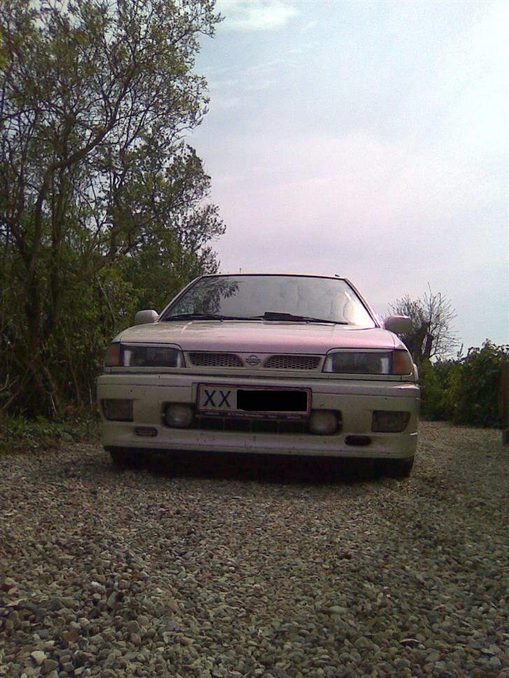 Nissan Sunny 2.0 GTI SOLGT billede 10