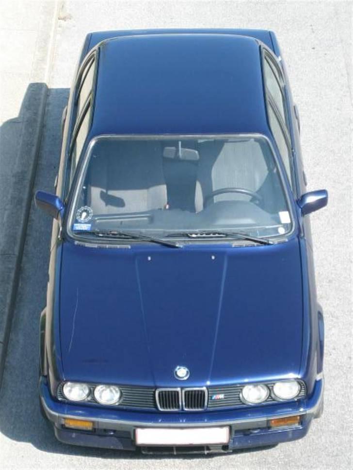 BMW                                   E30 324td billede 7