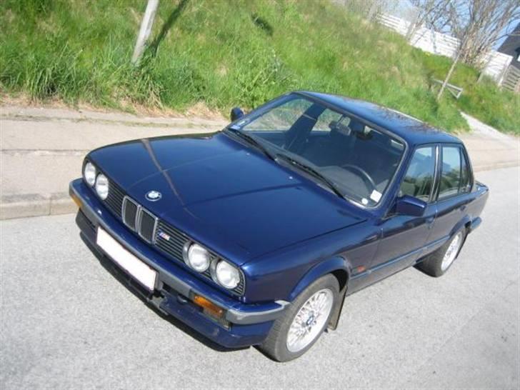 BMW                                   E30 324td billede 13