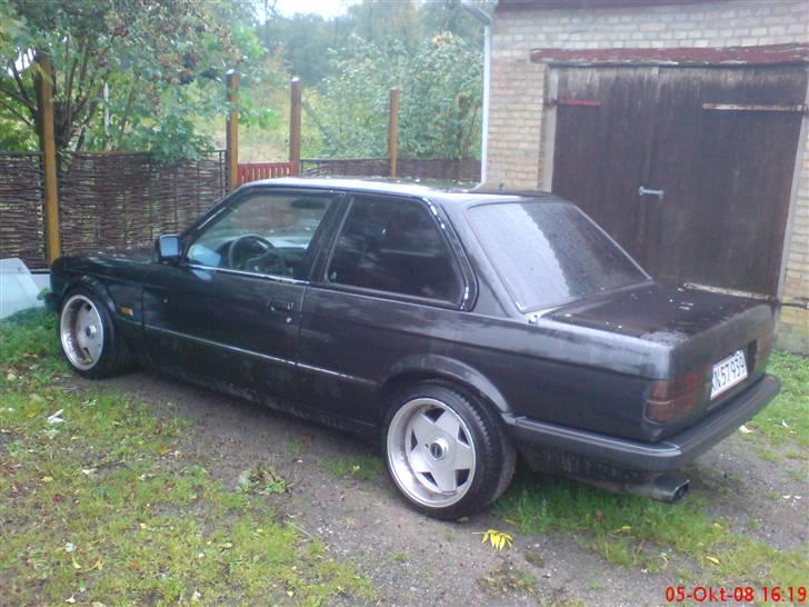 BMW E30 325 billede 2