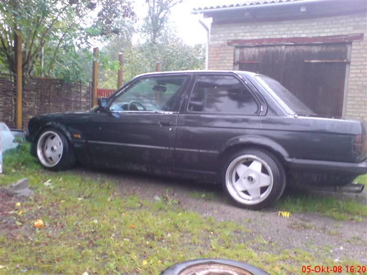 BMW E30 325 billede 3