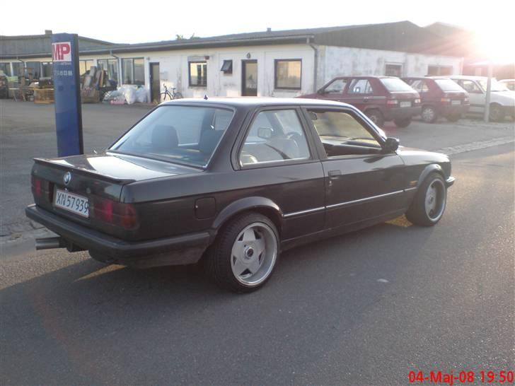 BMW E30 325 billede 6