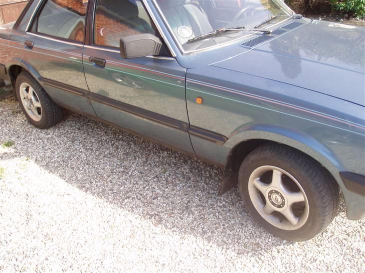 Ford Taunus *SOLGT* Snøft... - Og alufælge :-) billede 10