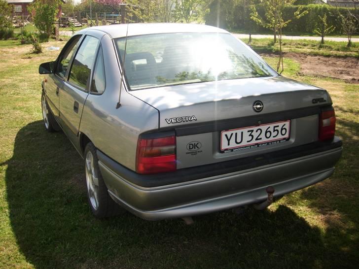 Opel vectra a solgt billede 4