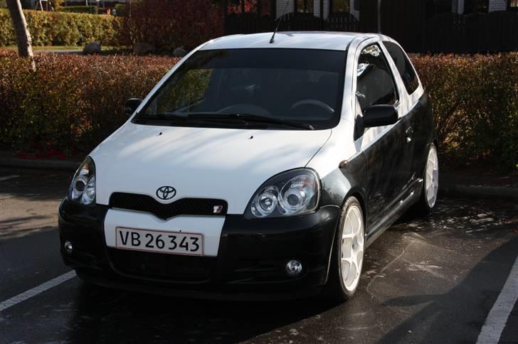 Toyota Yaris billede 1