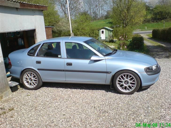 Opel Vectra b - sommerfælge. Så blev bilen sku høj igen billede 11